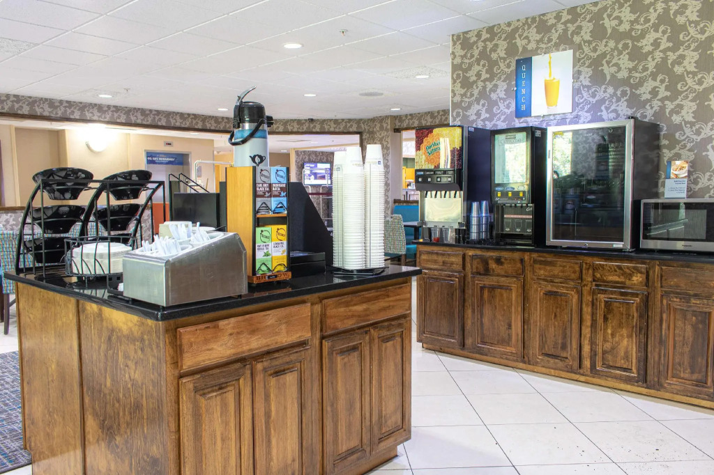 Best Western Plus Richmond Hill Inn