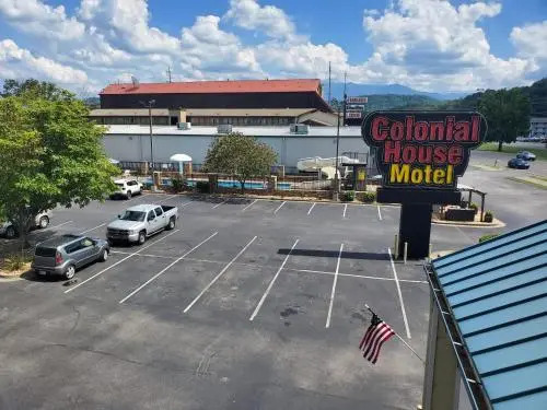 Colonial House Motel
