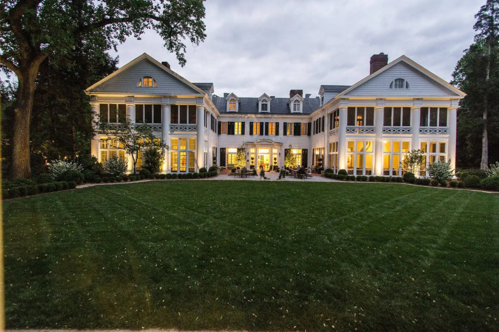 Duke Mansion