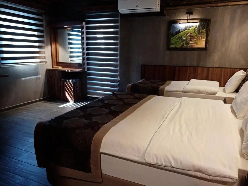 SARIGERME NEW GATE HOTEL