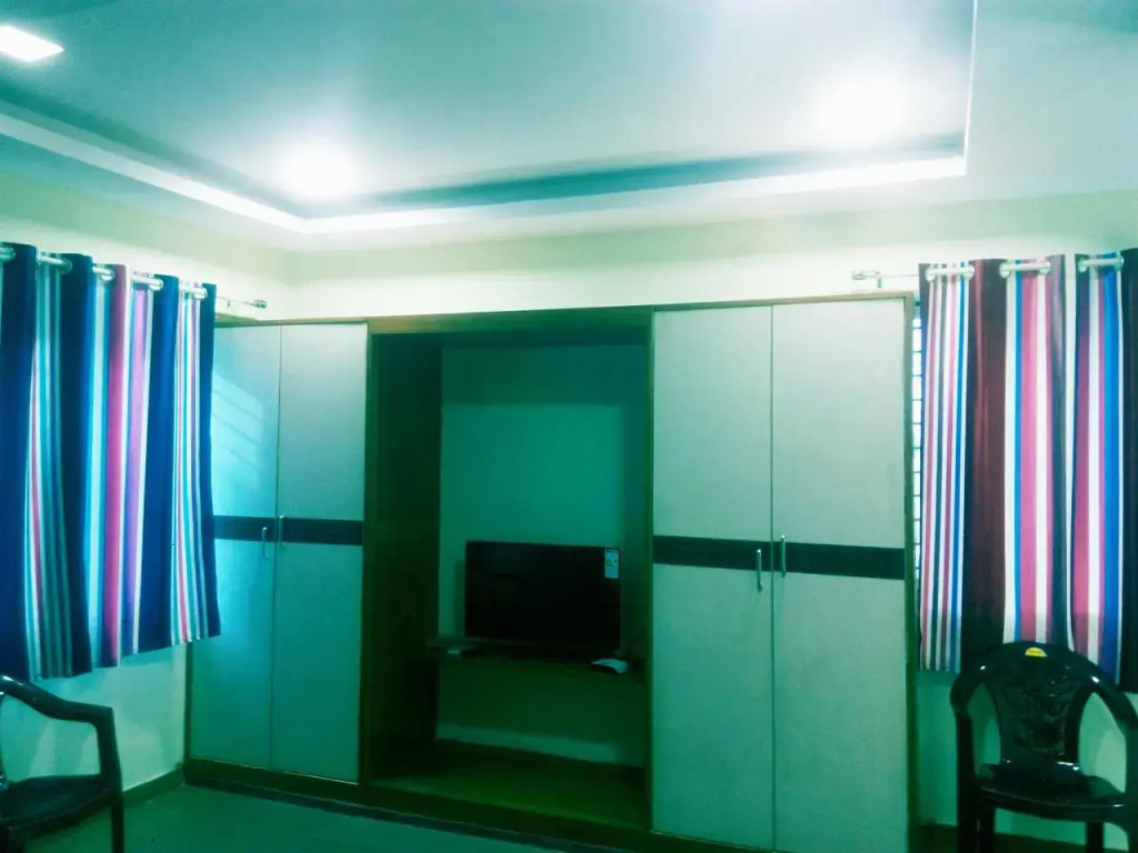 Kempegowda Lodging & Boarding
