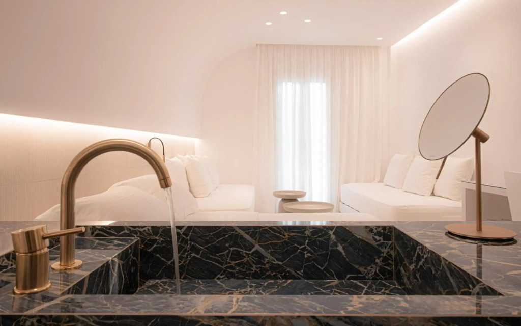 Petasos Chic Hotel