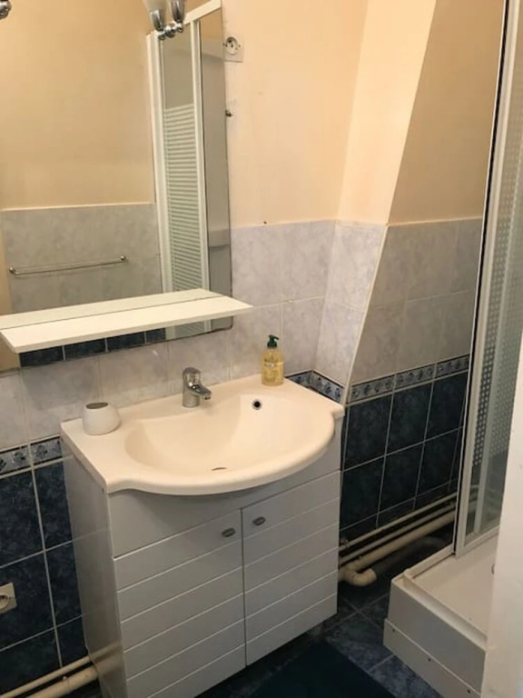 Bright & Modern One-bedroom Apartment With in Paris, Near Sacré Cœur /