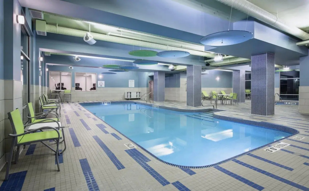 Holiday Inn Express & Suites Kelowna - East by IHG