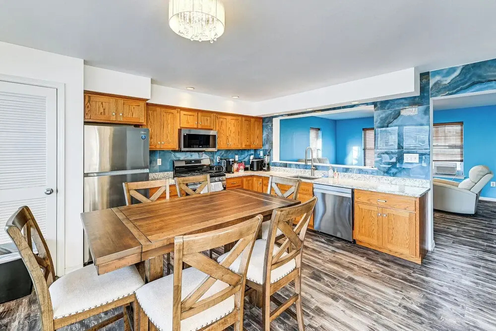 1 Mi to Atlantic City Beach! Family Gem w/ 2 Decks