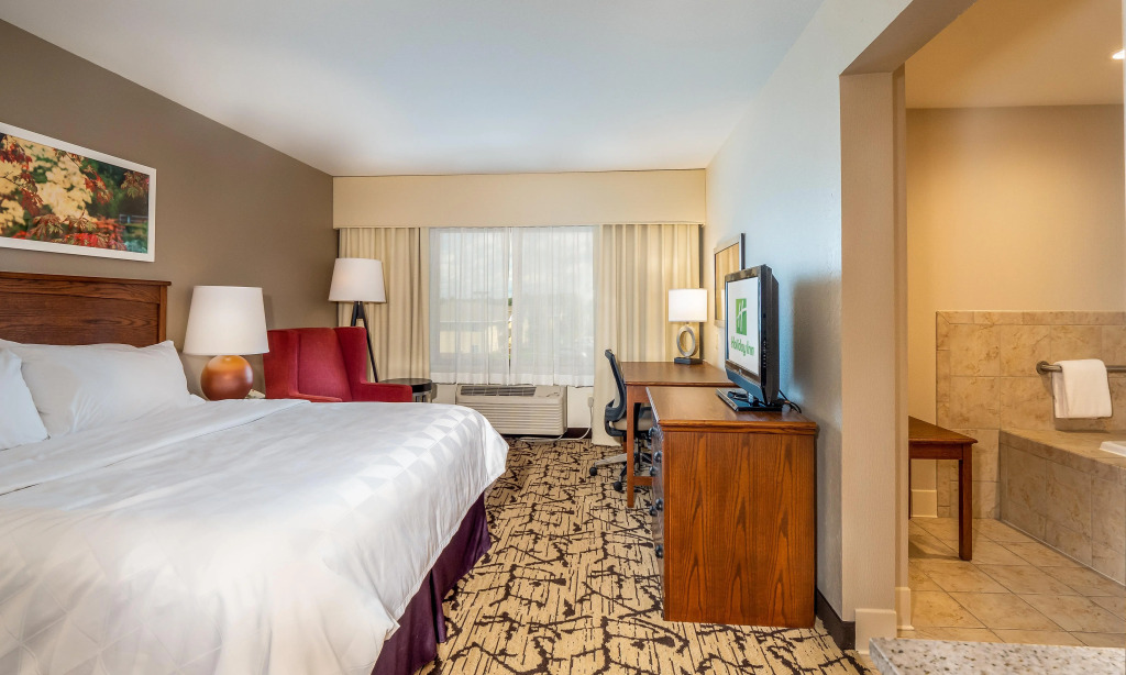 Holiday Inn Stevens Point - Convention Center by IHG