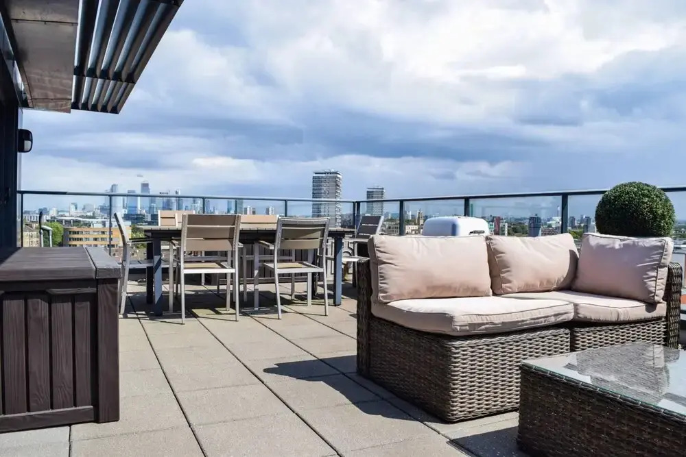 2 Bedroom Penthouse In Trendy Bermondsey