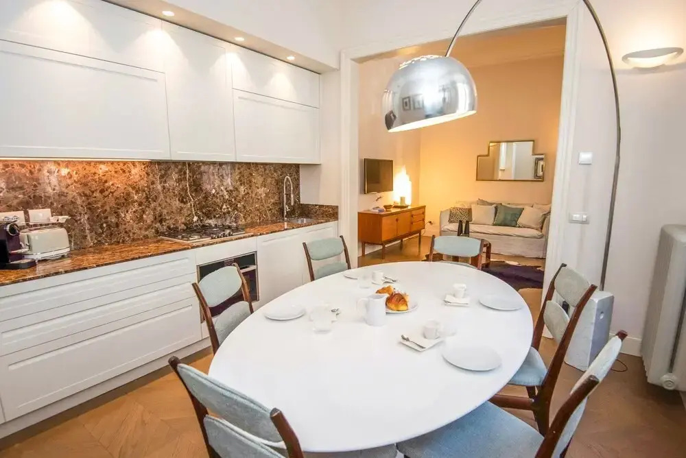 Raffaello Apartment by Firenze Prestige