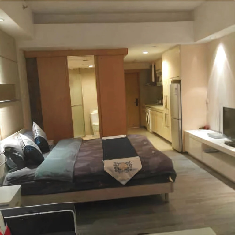 Yoyo Wales Apartment