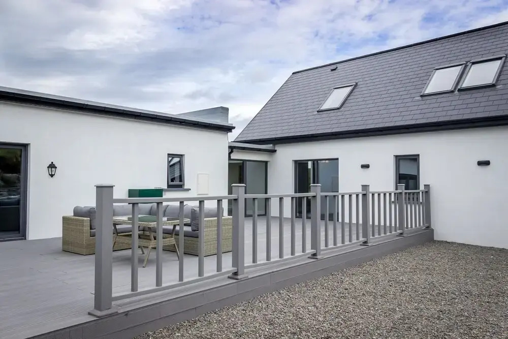 Baybridge House, Sky Road