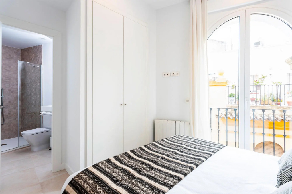 Genteel Home Mateos Gago IV