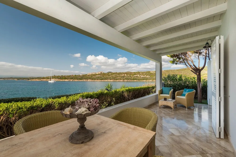 SAbba seafront apartments - Your House in Sardinia