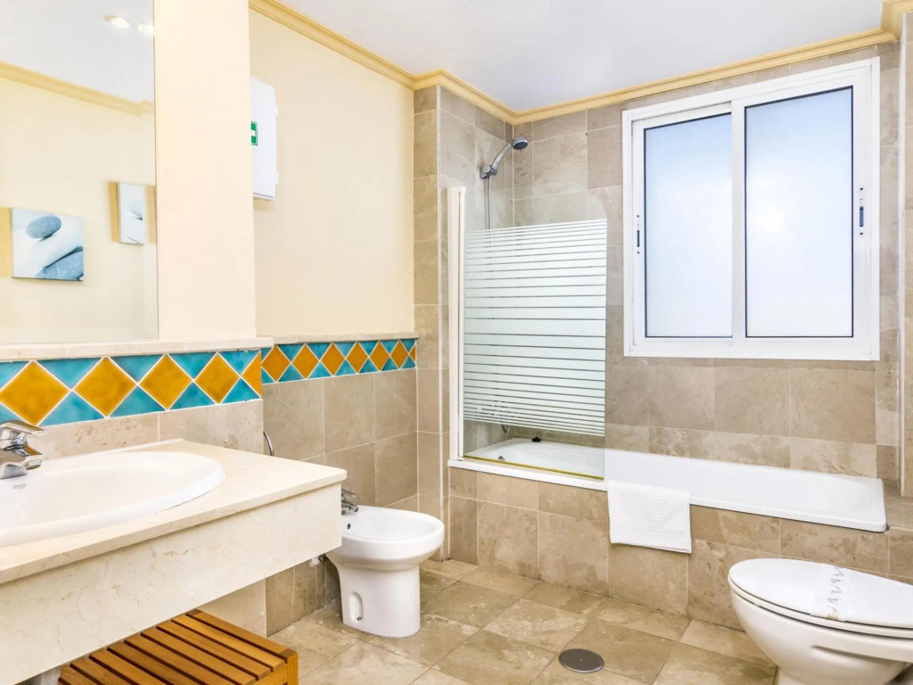 Charming Apartment on the Beach 329