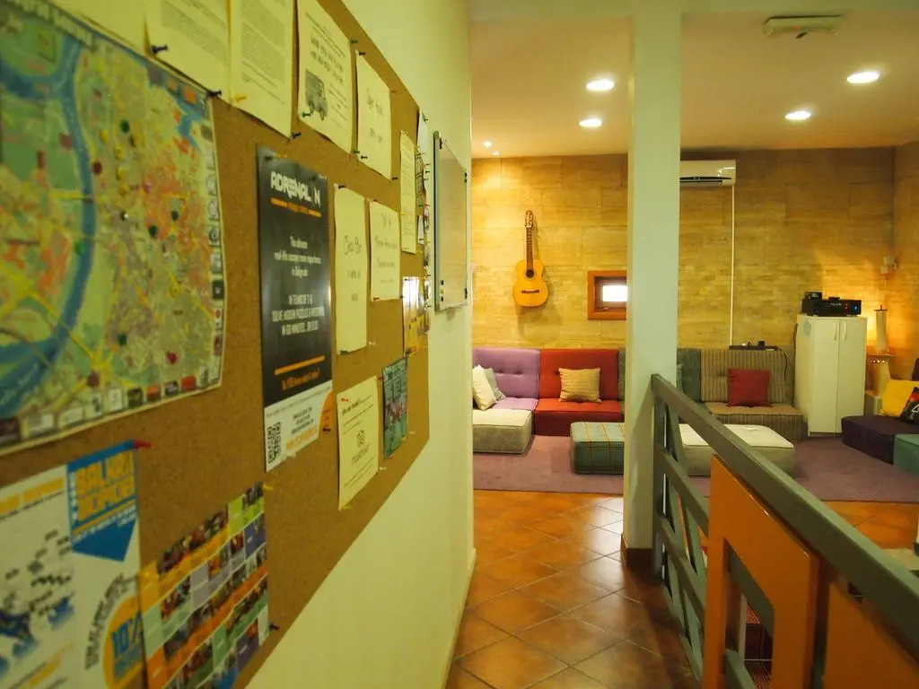 Hedonist Lounge Hostel