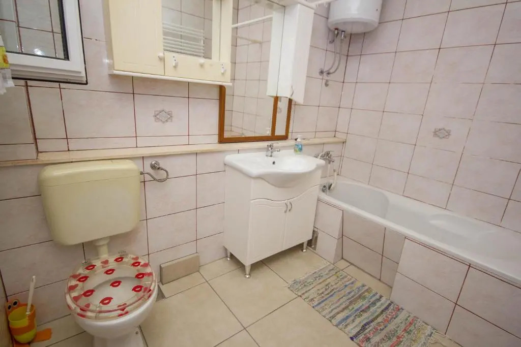 Apartments Mornar