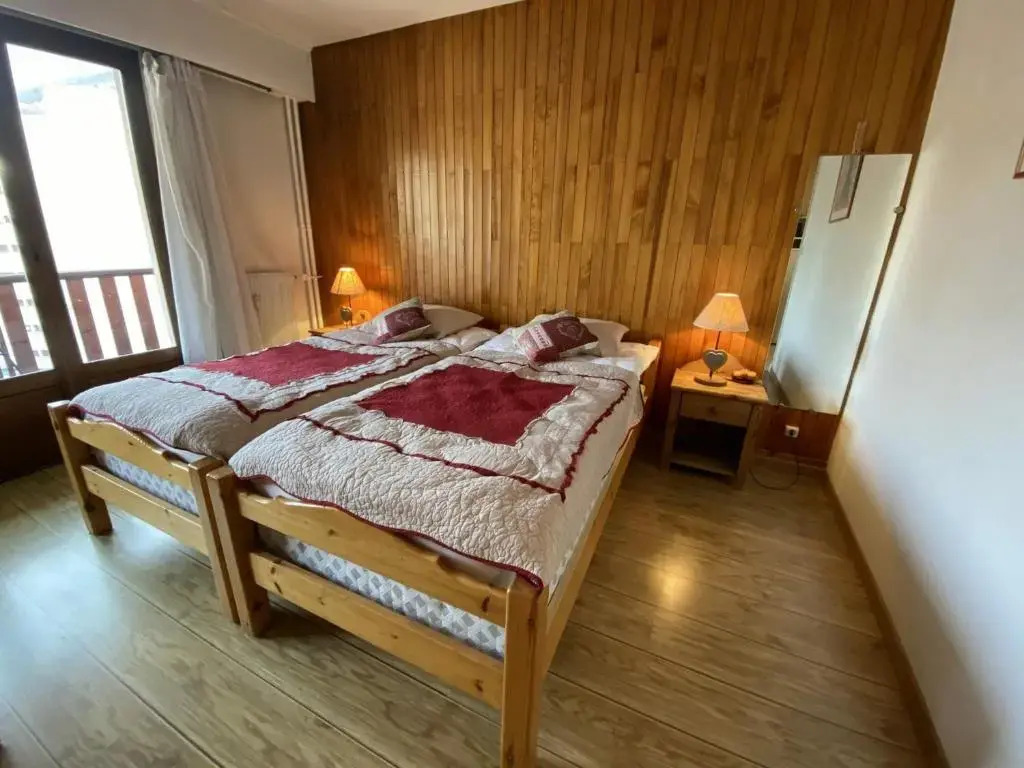Appartement Brides-les-Bains, 1 pièce, 2 personnes - FR-1-512-205