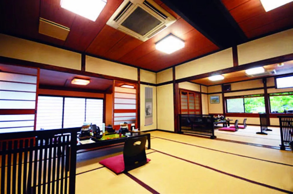 Yufu No Oyado Hotaru