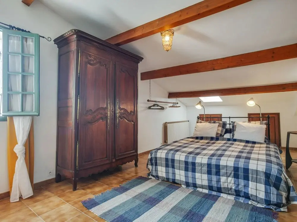 Cosy Apartment in Vachères With Private Garden