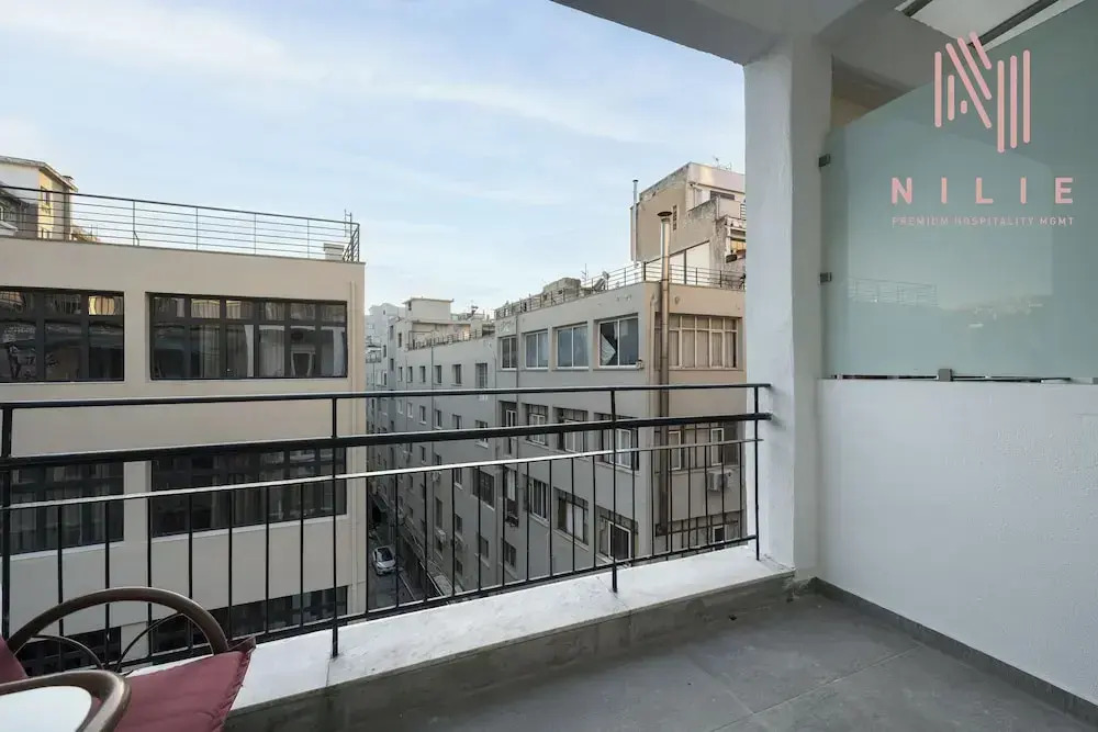 Fragkon 24, Nilie Hospitality MGMT