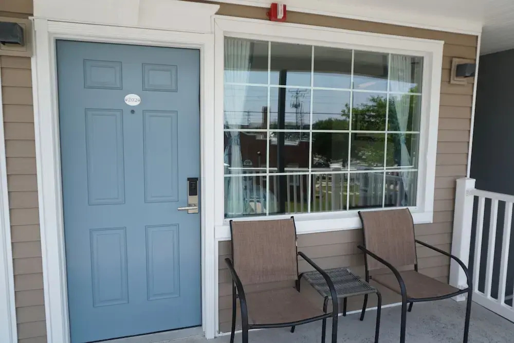 Coastal Sands Inn