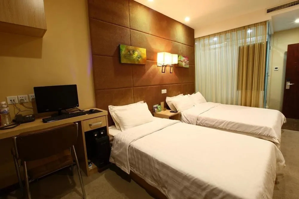 Qingdao Yixin Hotel
