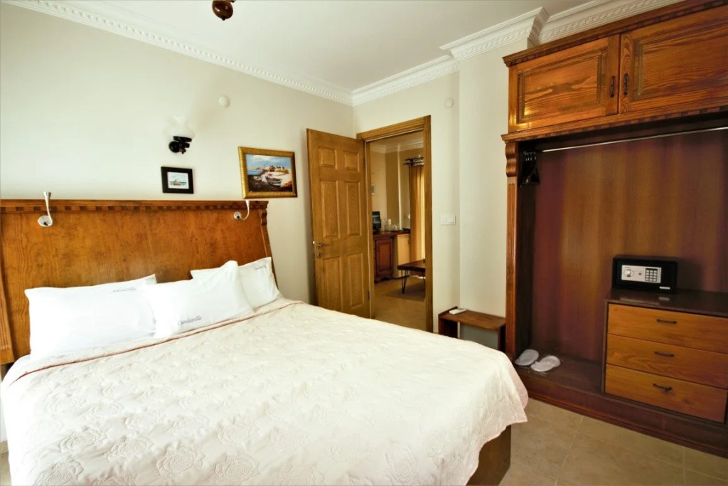 Cundavilla Hotel & Suites