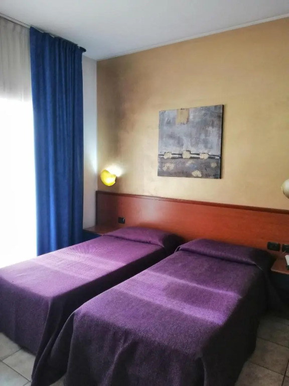Hotel The Click - Art & Colors 3 Star Superior