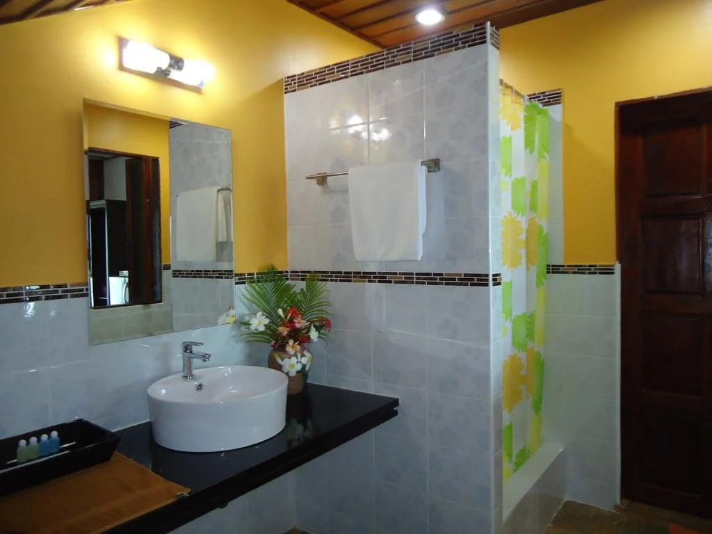 Sea Breeze House, Naiplao Beach