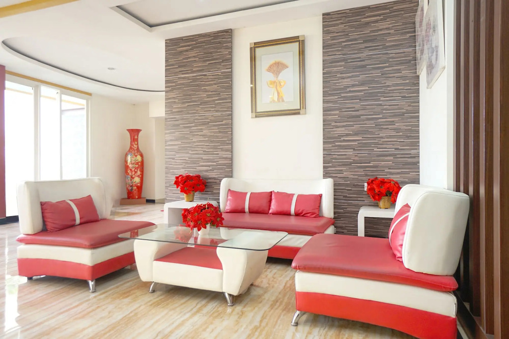 Hotel O Siwalankerto Near Surabaya Carnival