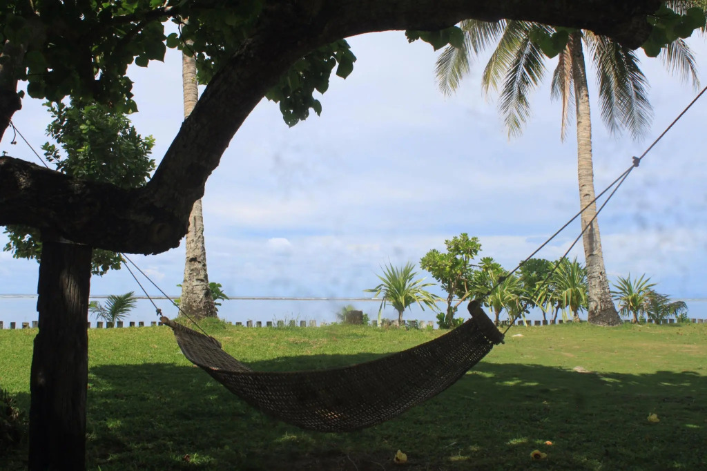 YAMA APARTMENTS - Private Beachfront