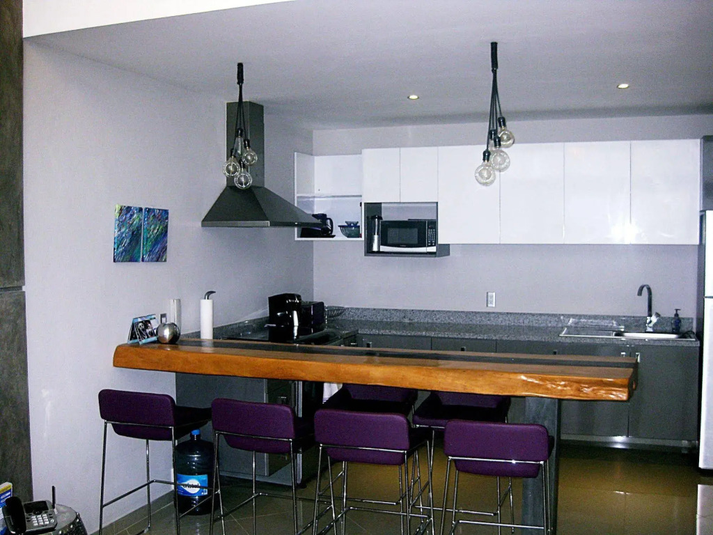Iris Studios & Apartments