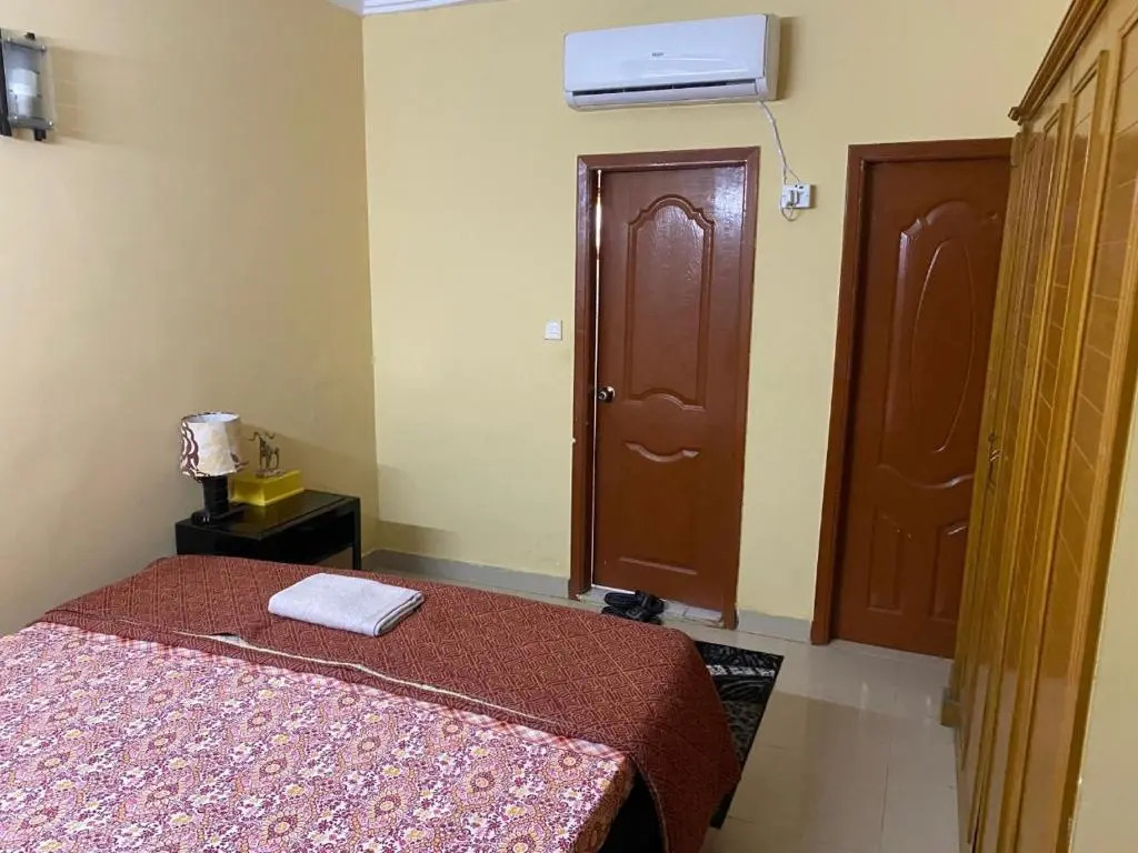 AMs Den in DHA - Lovely two bedroom independent Apartment