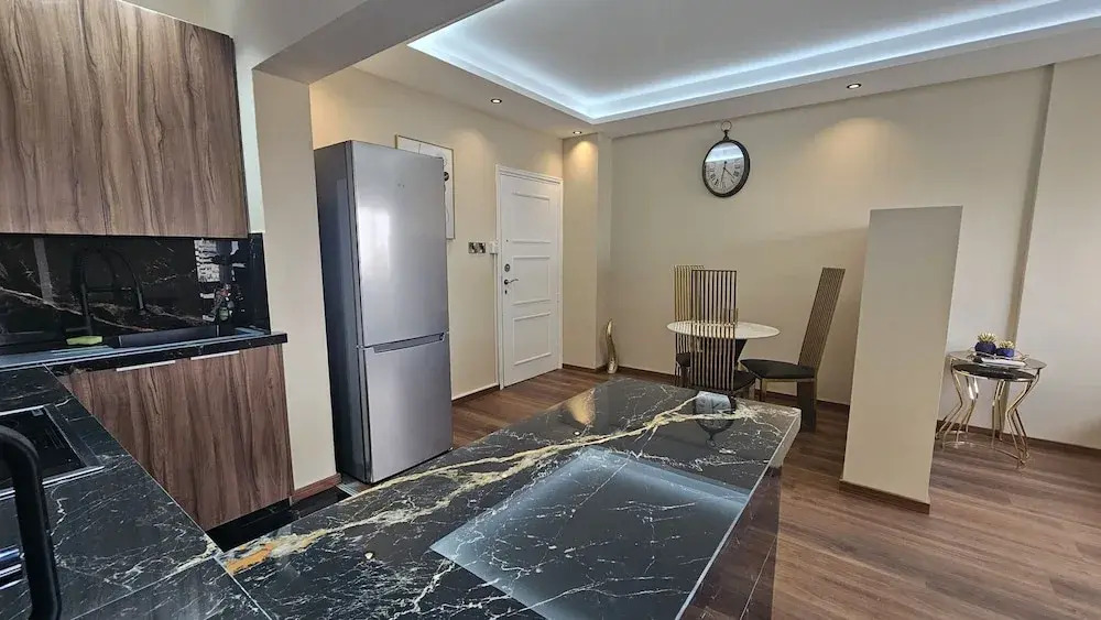 38 LCA - Stay Van Gogh Apartment