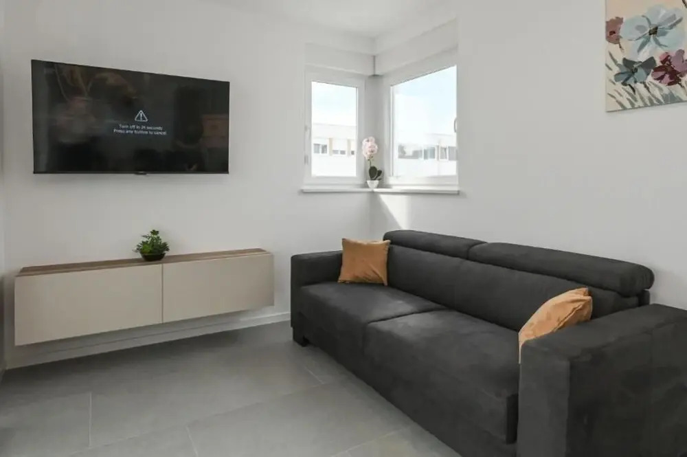 Smash 2 - Two-bedroom Apartments
