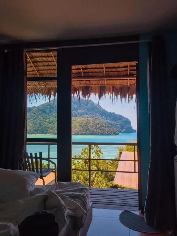 Phi Phi Sea Sky Resort