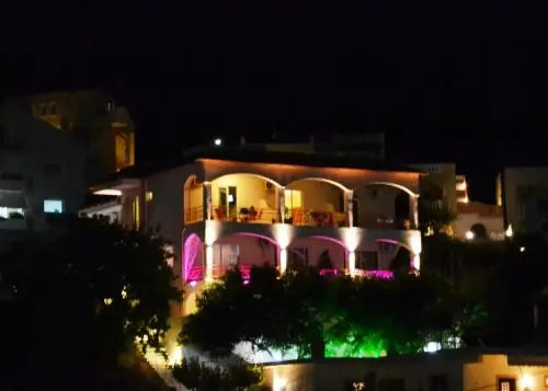 Bella Vista