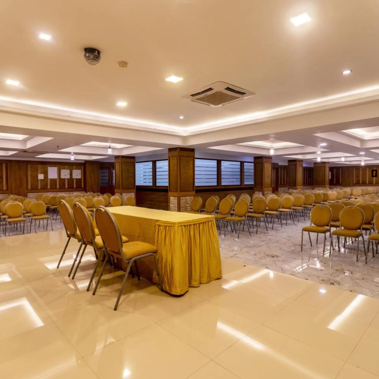 Zip By Spree Hotels Mangala Towers Thrissur