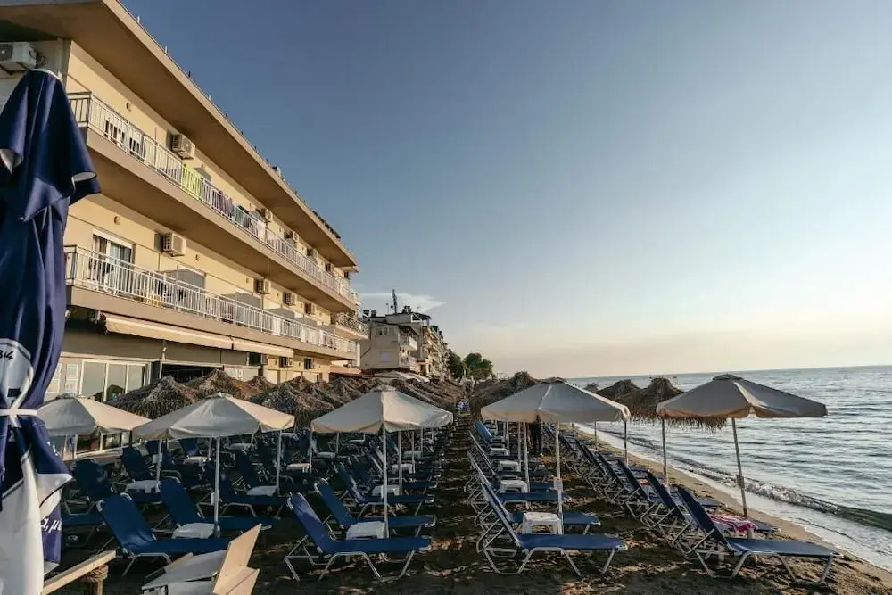 Hotel Galaxias
