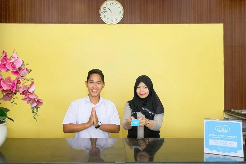 Elfah Hotel Manado by Airy Rooms