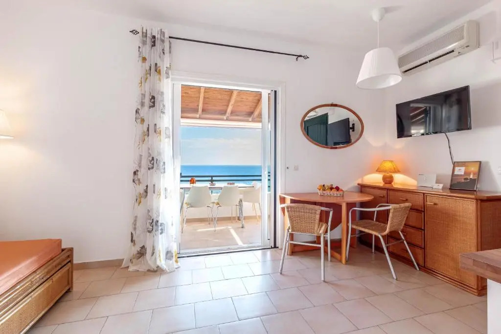 Glyfada New Era Home 113 Menigos Resort Apartments