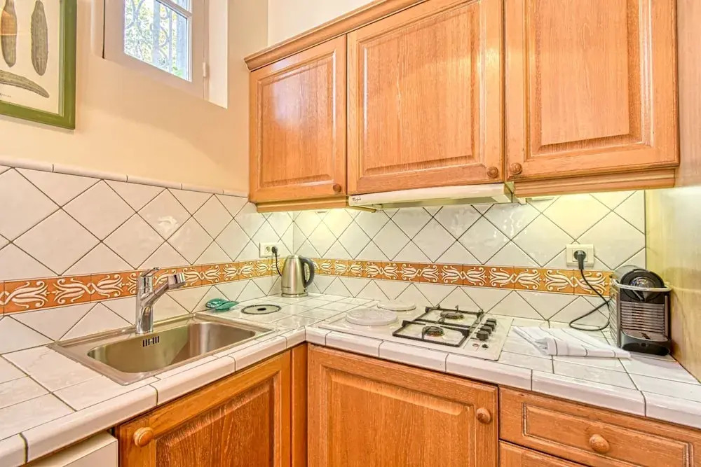 Beautiful Air-conditioned House 5 Minutes From the Croisette and Beaches