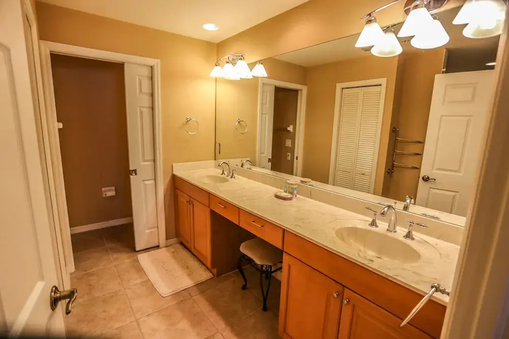 Bella Lago 423 by Distinctive Beach Rentals