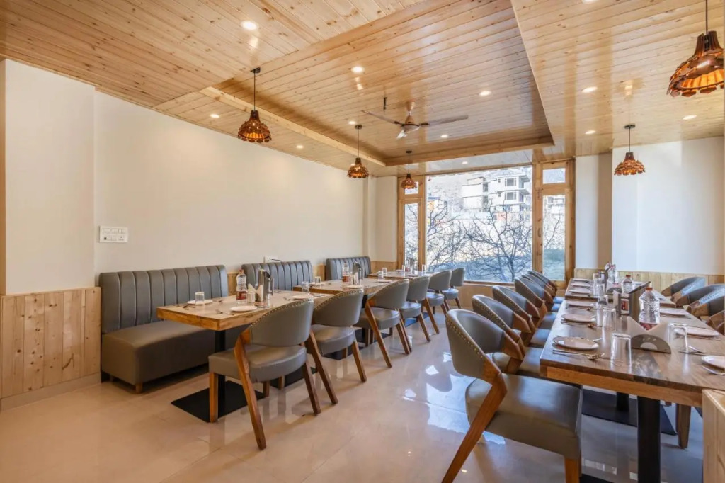 Treebo Premium Silverstone Resort With Mountain Valley View