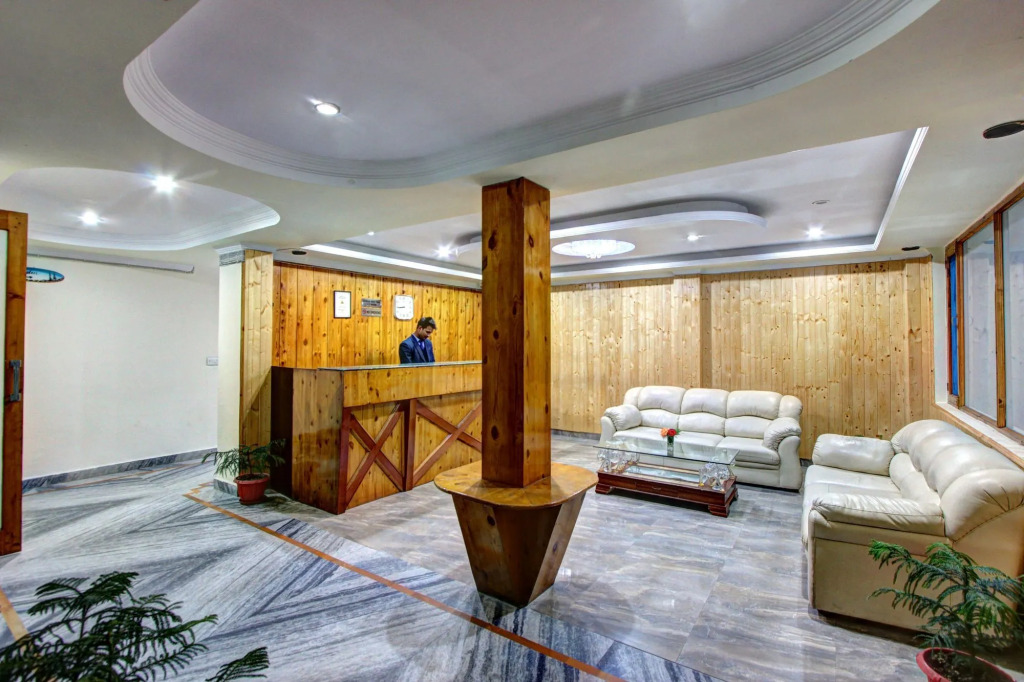 Hotel Mountain face by Snow City Hotels