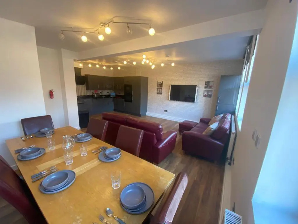 Merve Apartments