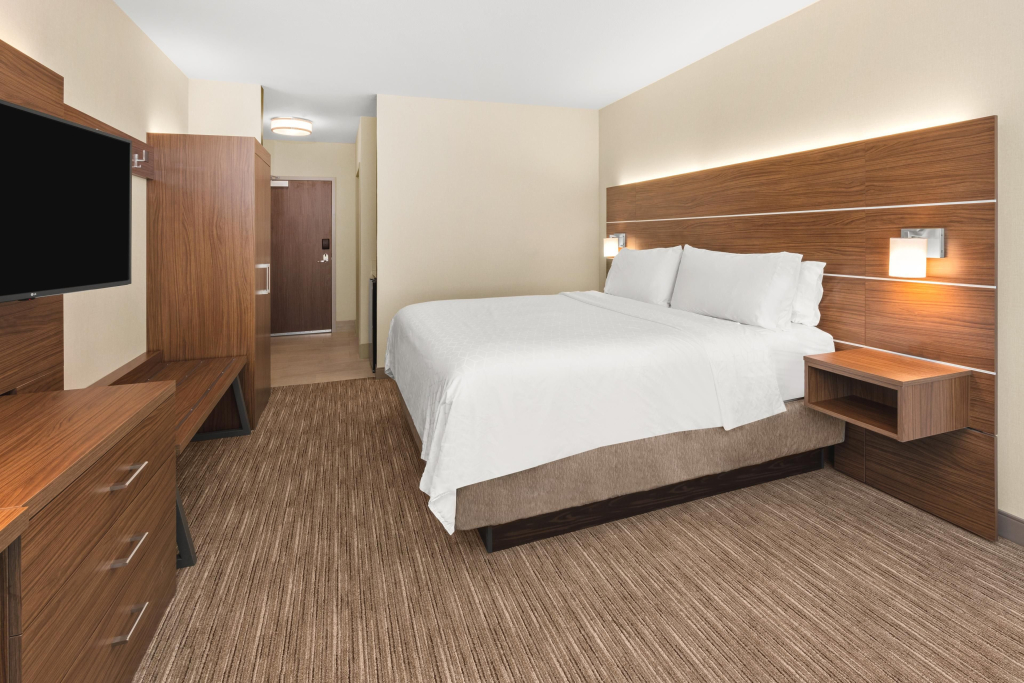 Holiday Inn Express Hotel & Suites Willows by IHG