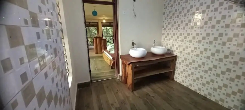 Wanale Falls Lodge