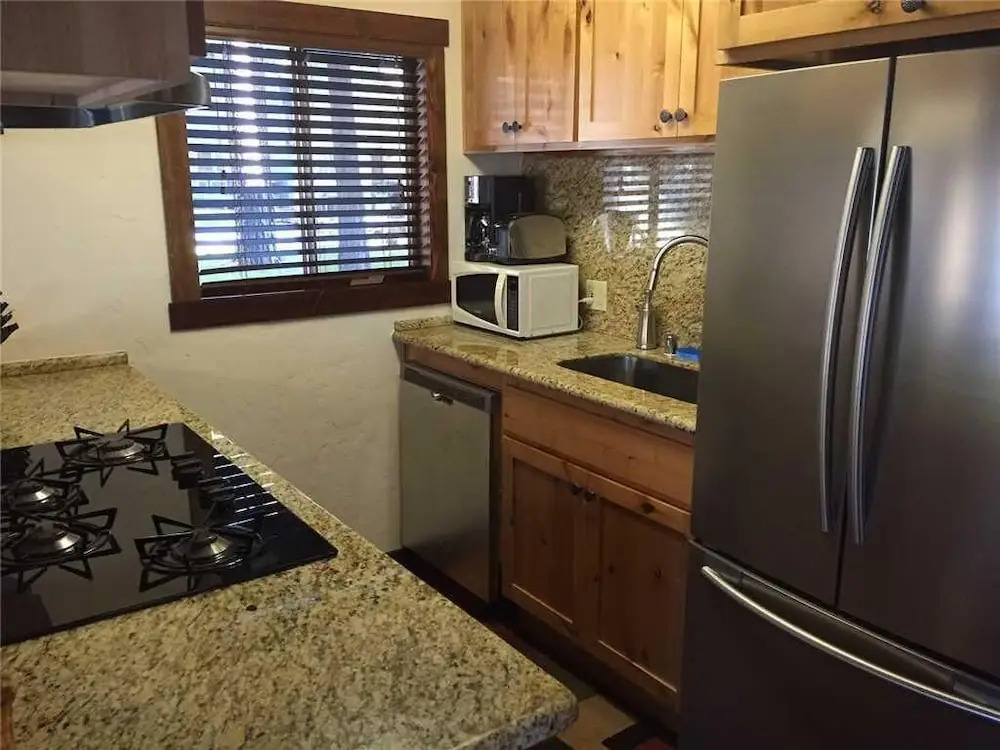 963 Tanglewood Cottage 3 Bedrooms 2 Bathrooms Cottage