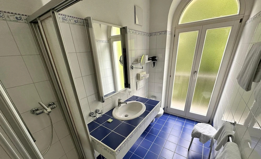 E-Rooms Minusio