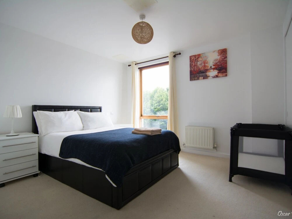 City Centre Hermitage 1 Bedroom Serviced Apartment + Parking